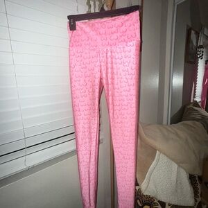 Goldsheep Pink Heart Pattern Leggings